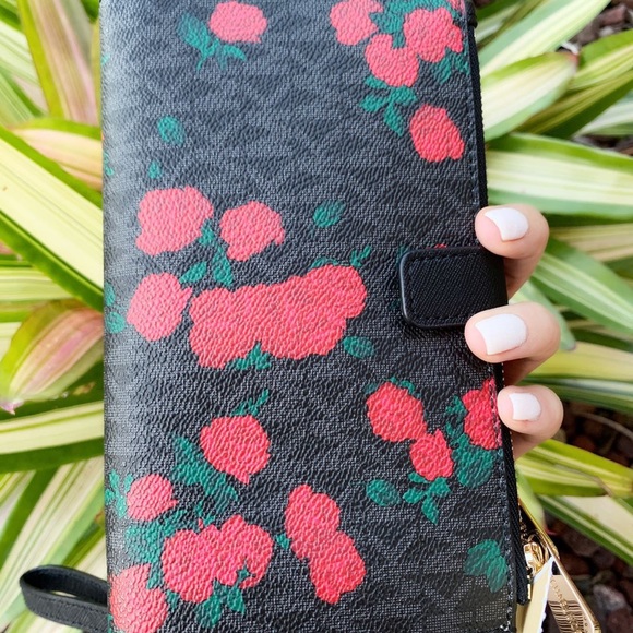 👜💕-Michael Kors large satchel and Wallet - Picture 4 of 4